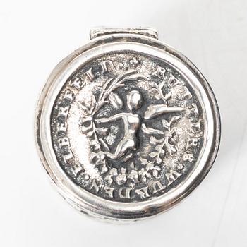 A German silver engagement box, mark of Elias Rütterswürden, Elberfeld, late 18th Century.
