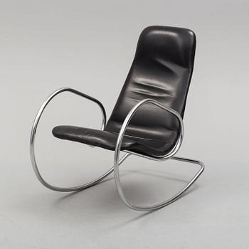 a model S826 rocking chair by Ulrich Böhme for Thonet, designed 1971.