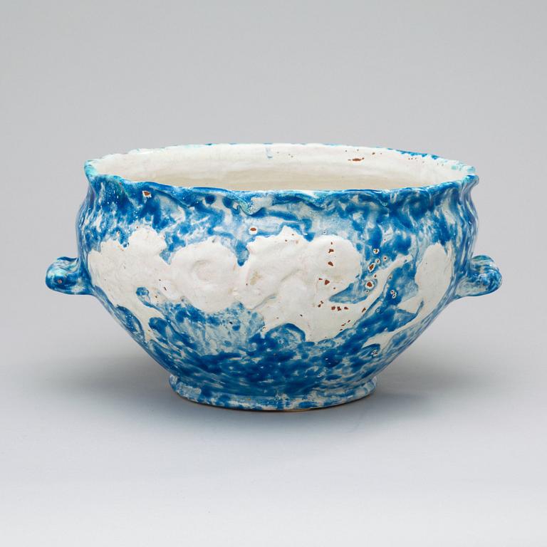 A Riborg Böving glazed ceramic jardinière, Albråten, Racken, Sweden circa 1914-20.