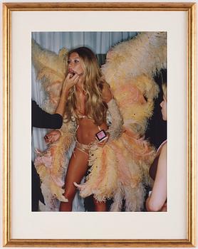 Gavin Bond, "Gisele Lip Gloss", 2006.