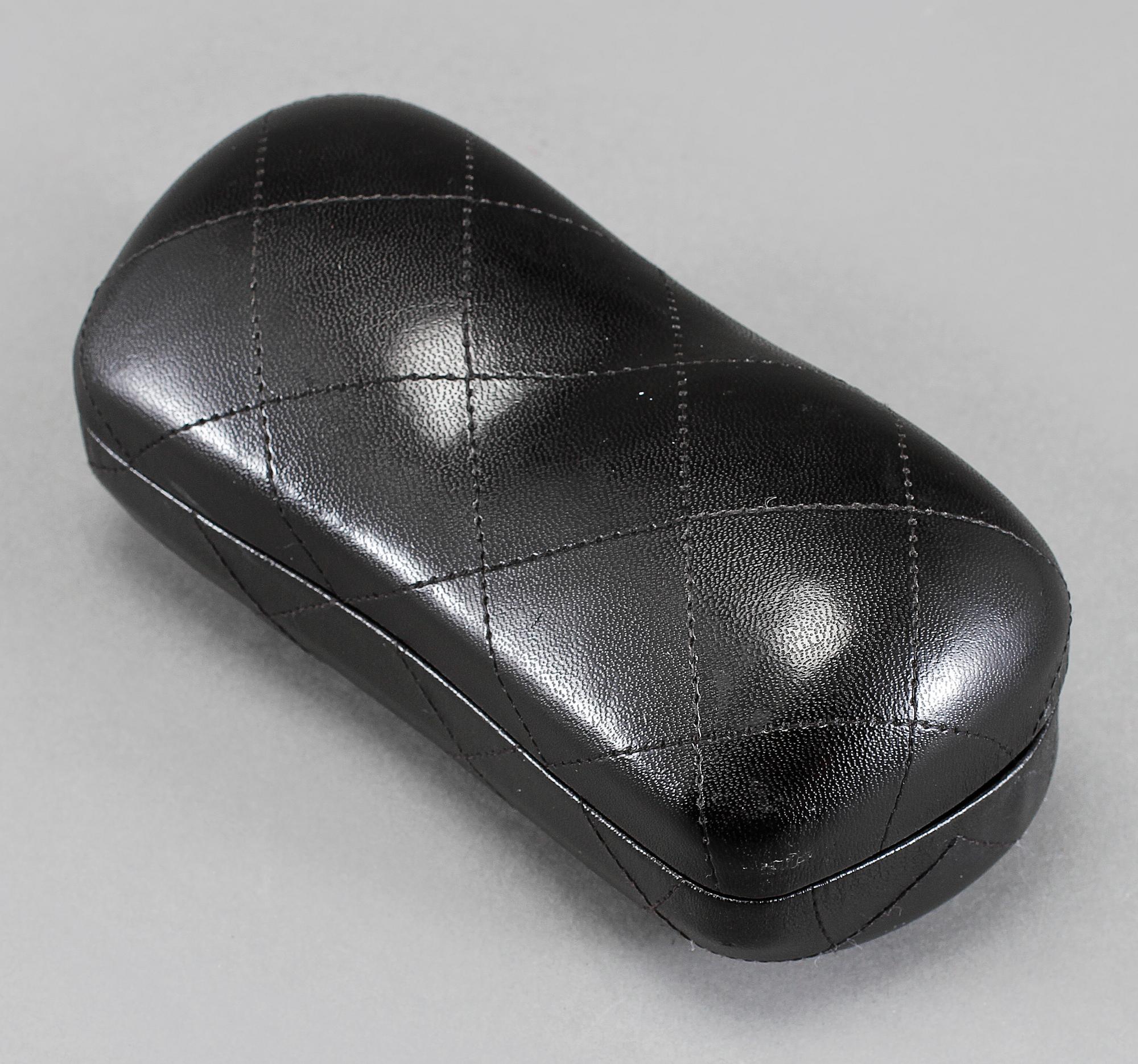 SOLGLASÖGON, Chanel, "Collection Mirroir".