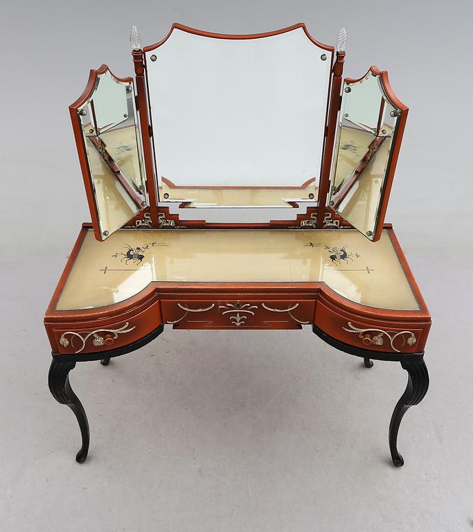 TOALETTBORD, Swedish grace, 1900-talets första hälft.