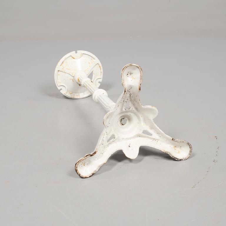 CAFÉBORDSUNDERRE, 1900-tal.