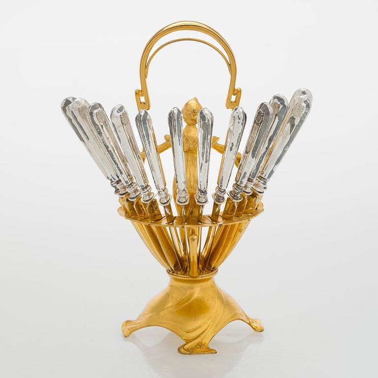 A set of 12 silver fruit knives, Suomen Kultaseppä Oy, Turku 1926.