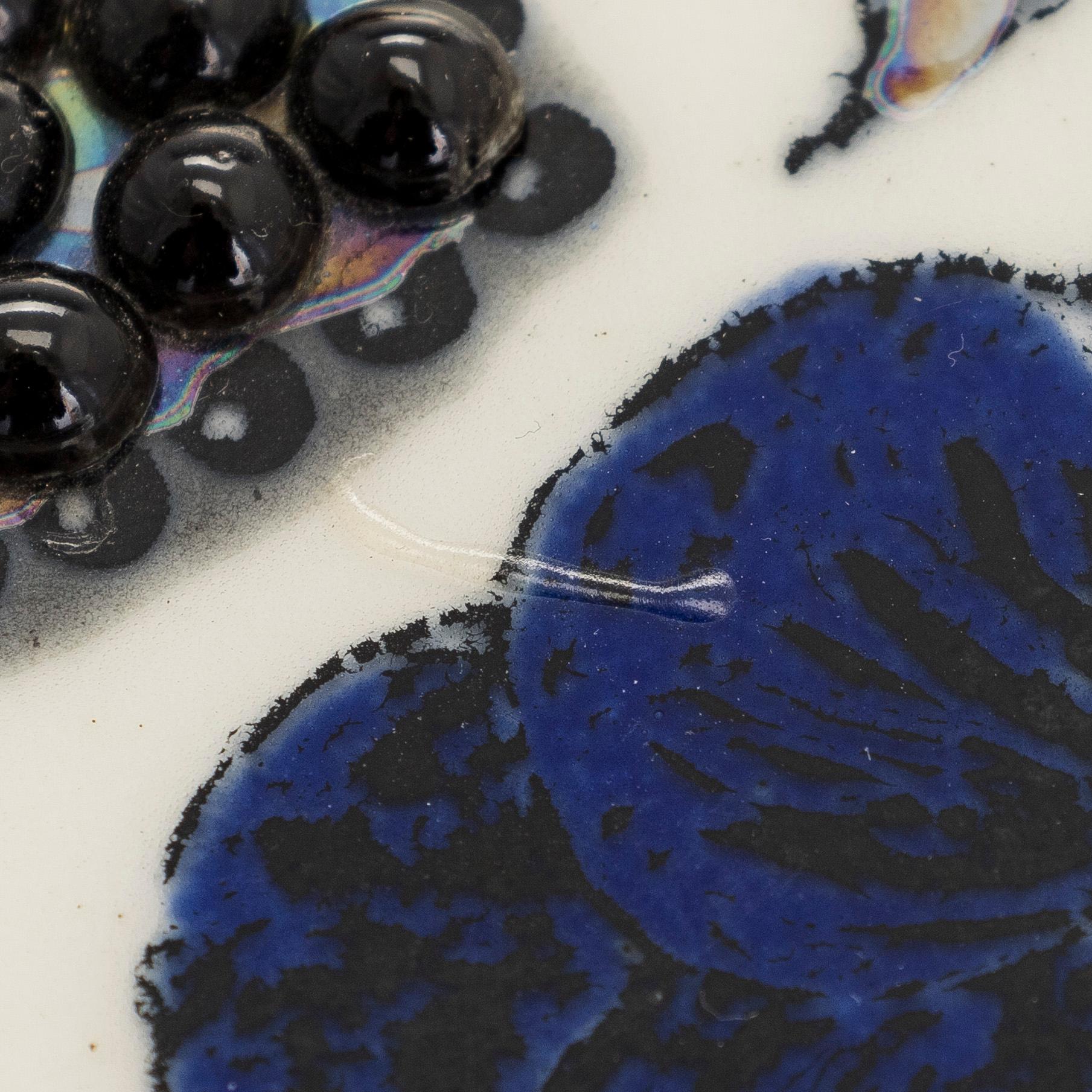 Birger Kaipiainen, A 'Jubilee dish 2000' 362/400, Pro Arte, Arabia.