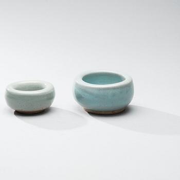 Michael Schilkin, A SET OF TWO CERAMIC BOWLS. Signed Schilkin, Arabia.