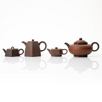 A group of four Chinese yixing teapots, 1970/80s.