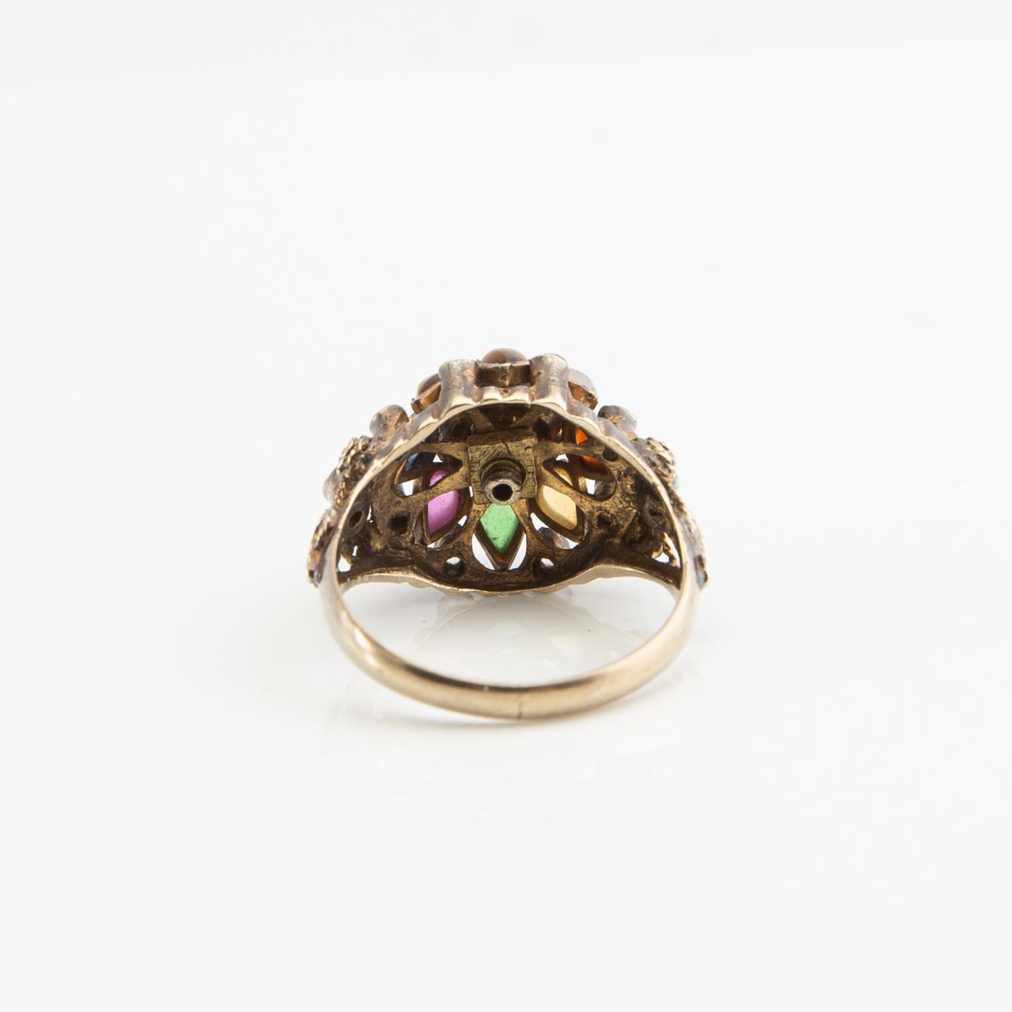 Ring, 14K gold with various coloured gemstones.