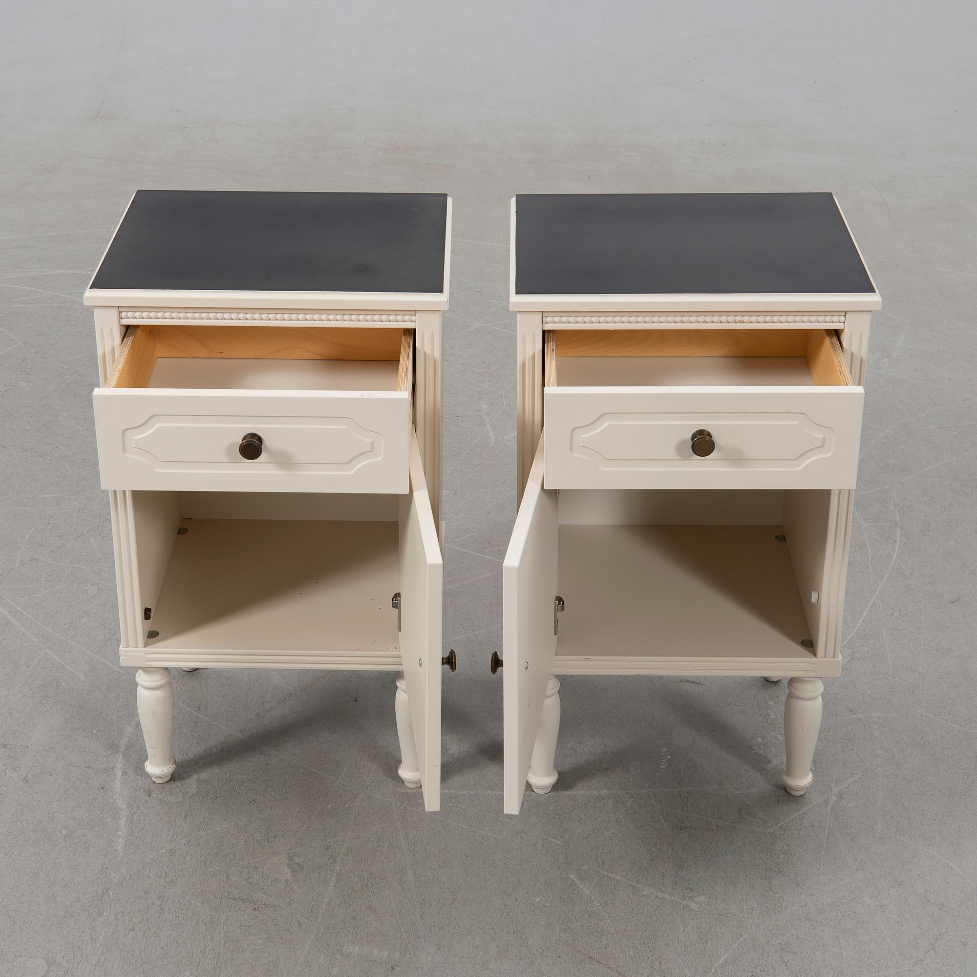 Nightstands, a pair, 21st century.