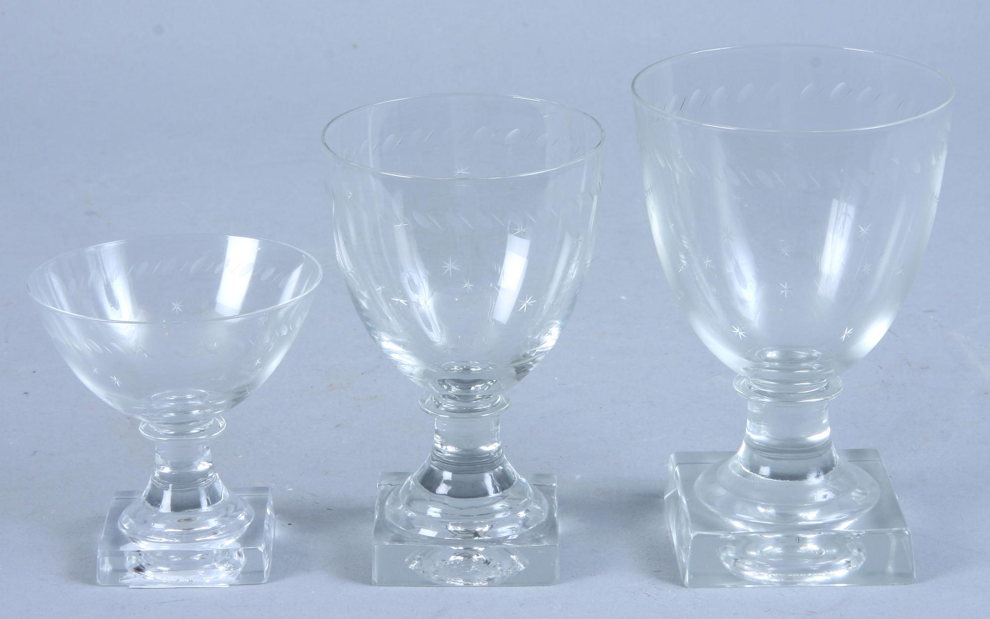 GLASSERVISDELAR, 28 st, 1900-tal.