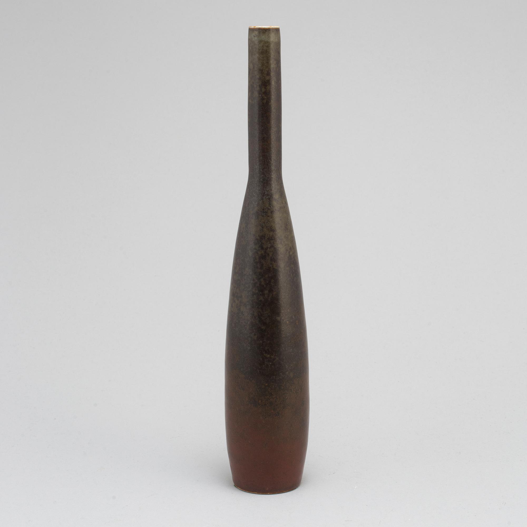 CARL-HARRY STÅLHANE, a signed stoneware vase, Rörstrand, dated -61.