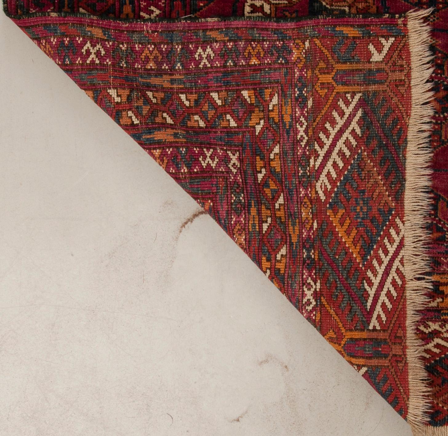 MATTA, antik, Tekke, Turkmenistan. Ca 182x112 cm.