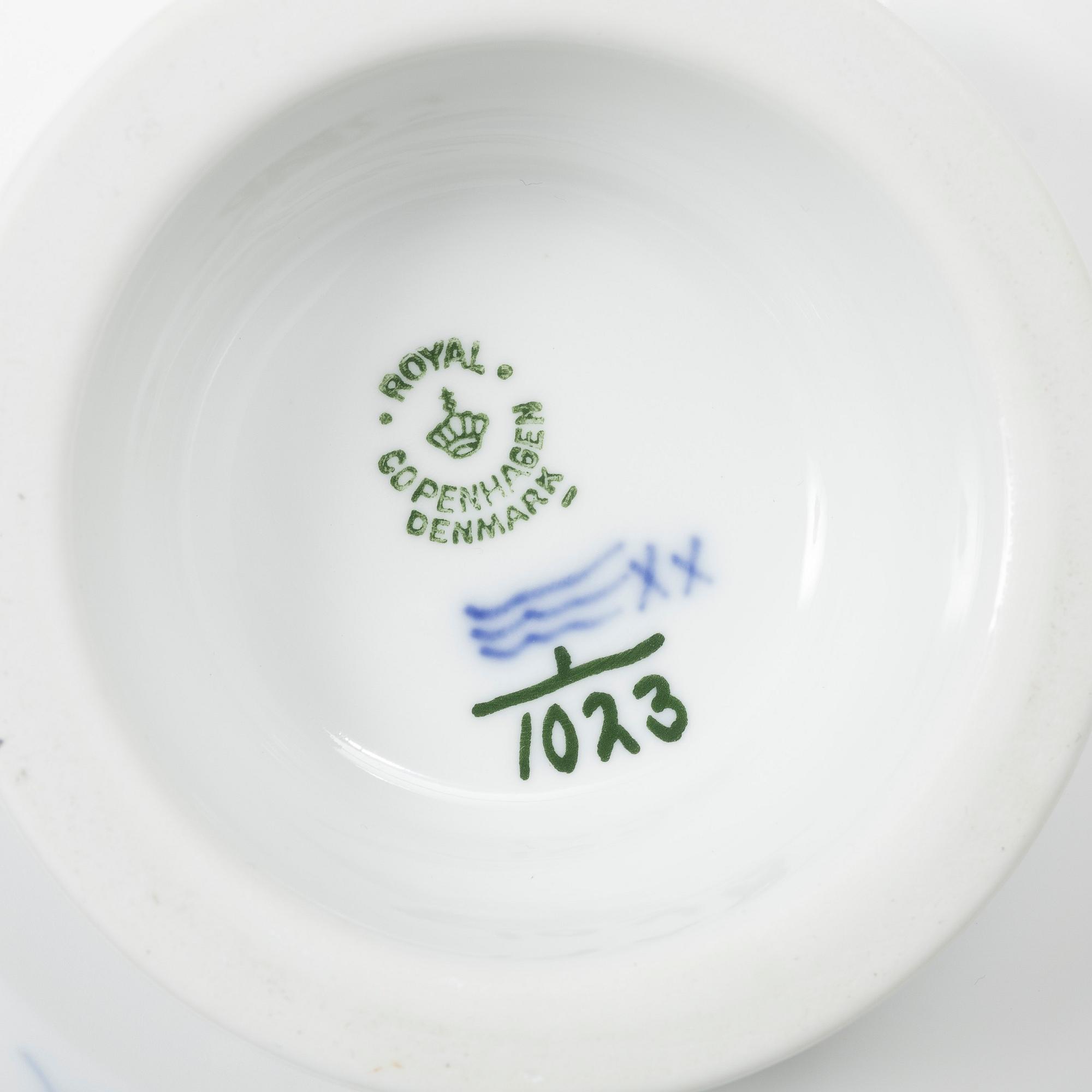 Royal Copenhagen, seven piece 'Blue Fluted Full Lace', Denmark.
