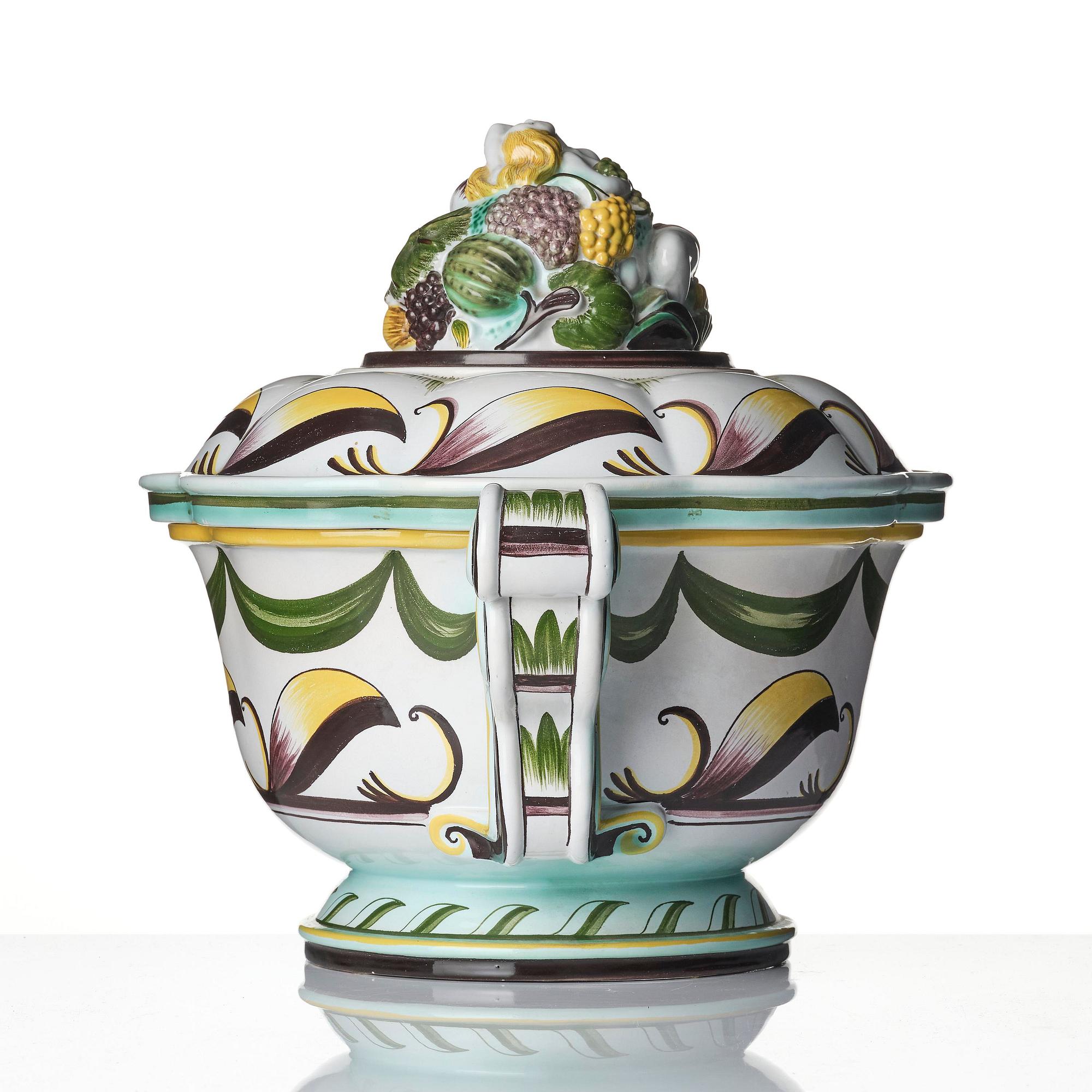 Arthur Percy, a Swedish Grace lidded creamware bowl, Gefle Porcelain Factory, Sweden, 1920s-30s.