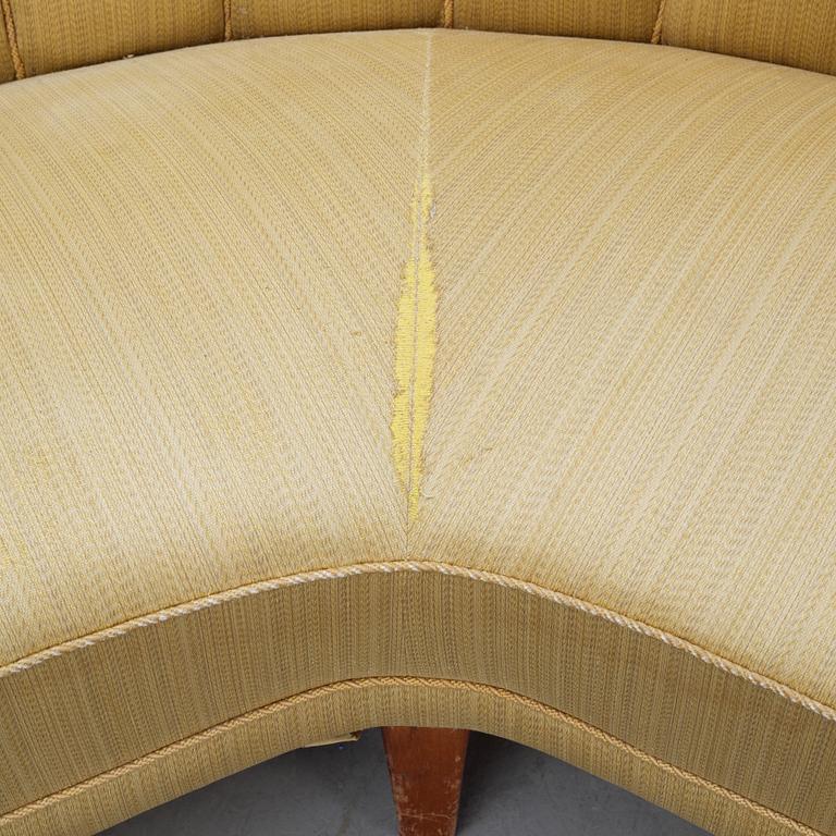 A 1930/40's sofa.