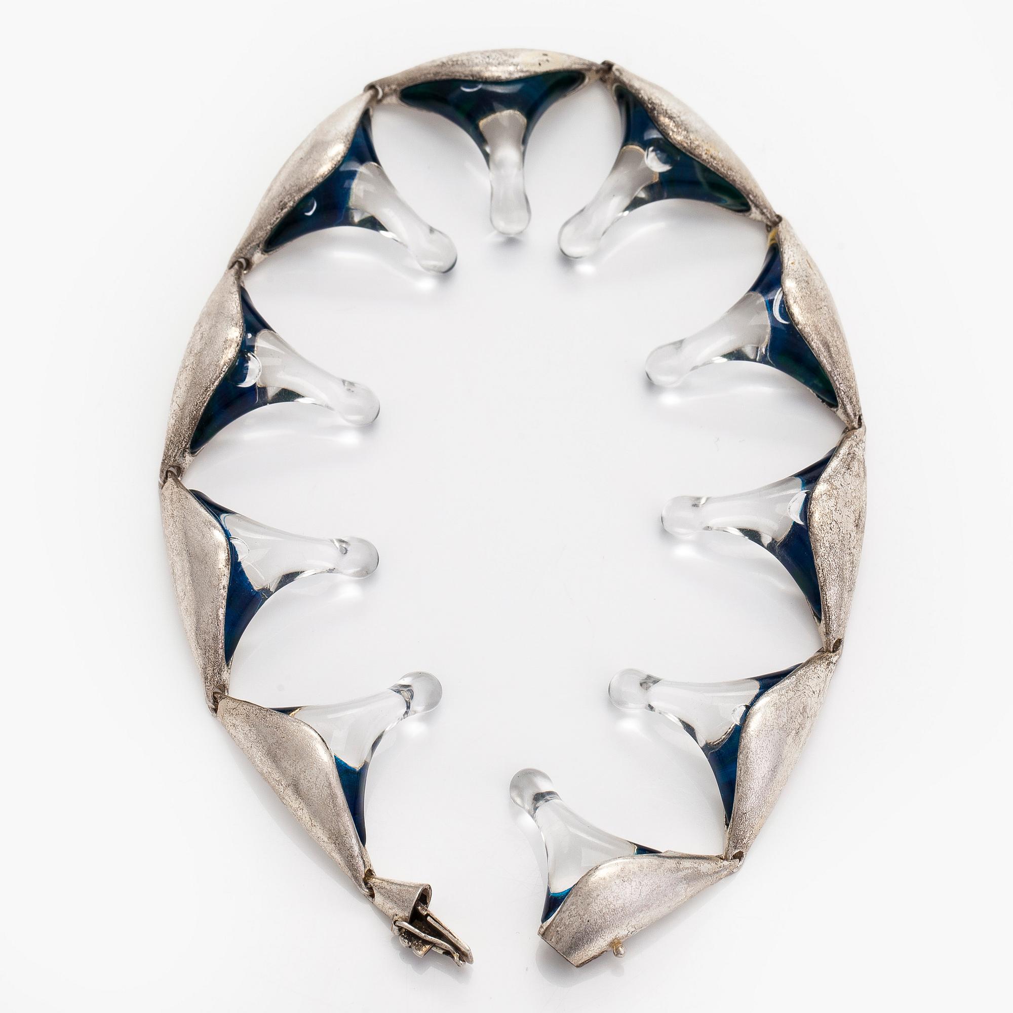 Björn Weckström, kaulakoru, "Corona", hopeaa ja akryyliä.