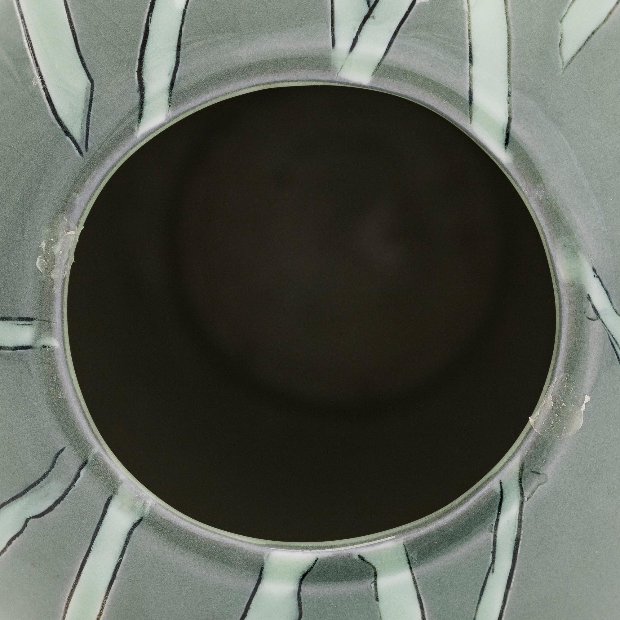 Inkeri Leivo, urna med lock, "Aino", keramik signerad Inkeri Leivo Arabia.