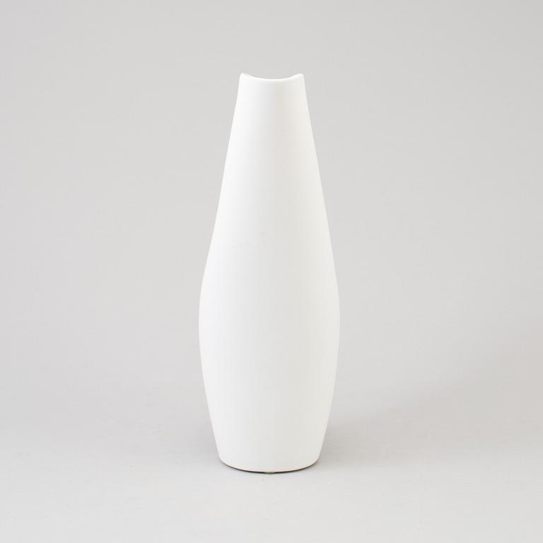 STIG LINDBERG, vas, stengods, "Veckla", Gustavsberg studio.