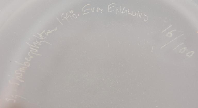 VAS, glas, Eva Englund, Strömbergshyttan, sign. o numr. 16/100, 1990.
