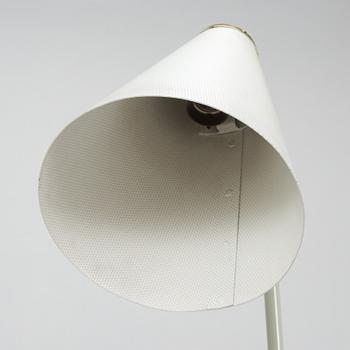 Lisa Johansson-Pape, lattiavalaisin, malli 30-001 Stockmann Orno 1900-luvun puoliväli.