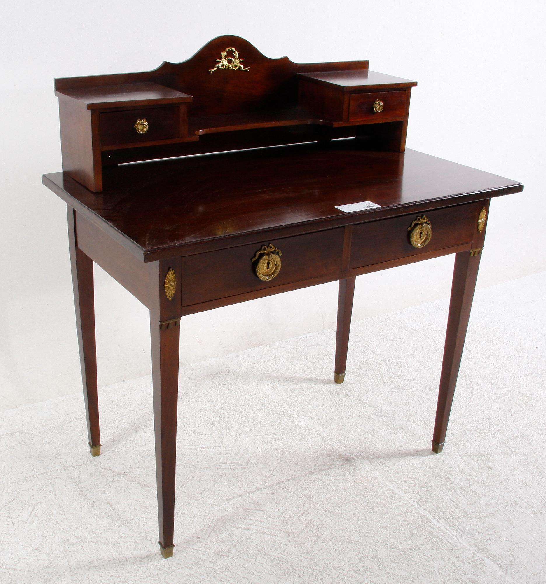 SKRIVBORD med SCHATULL, sengustaviansk stil, 1800-tal.