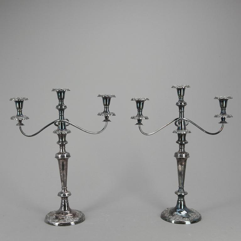 KANDELABRAR, ett par, nysilver, 1900-tal.