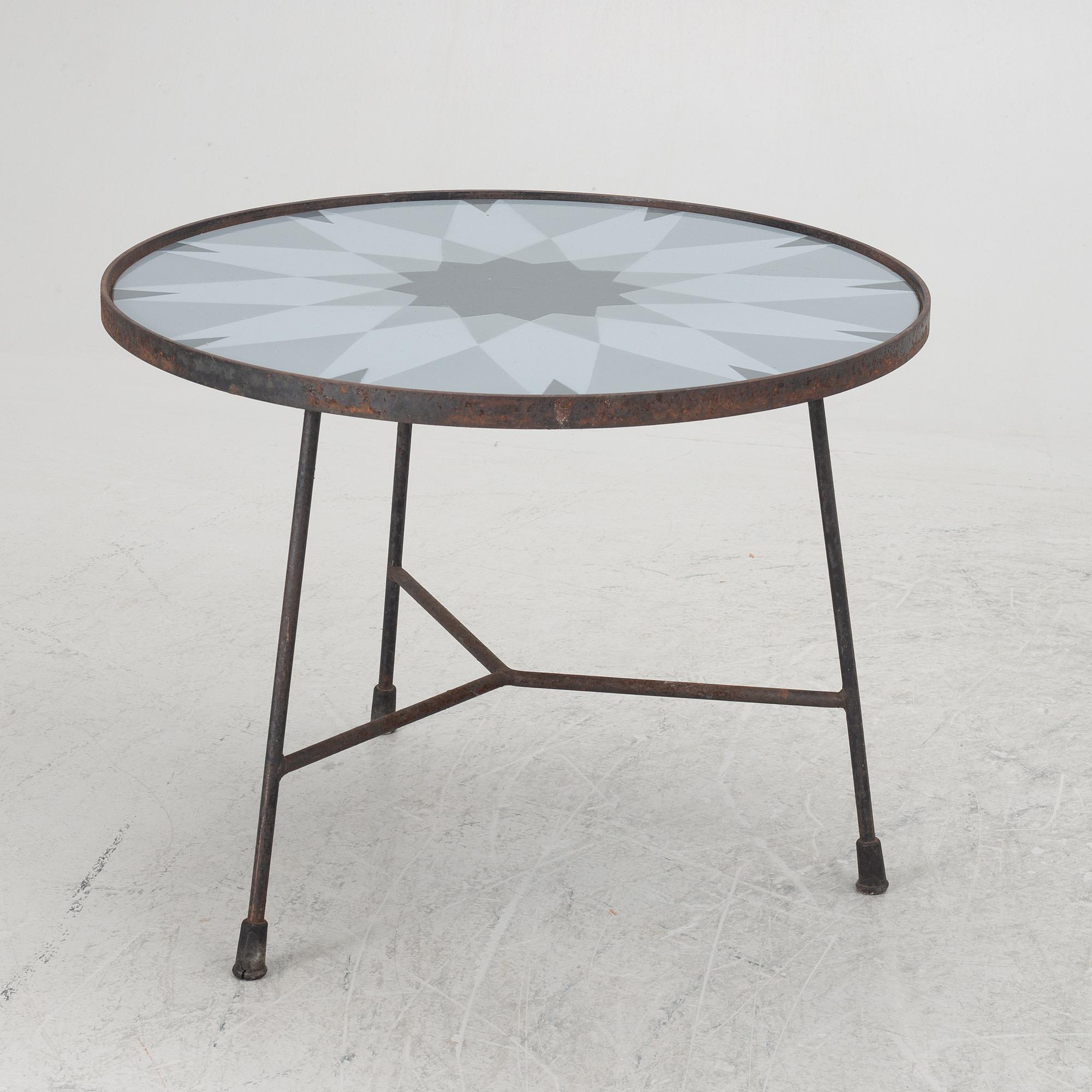 Kerstin Hörlin-Holmquist, a table fromthe Triva-series, Nordiska Kompaniet, Sweden, 1950s.