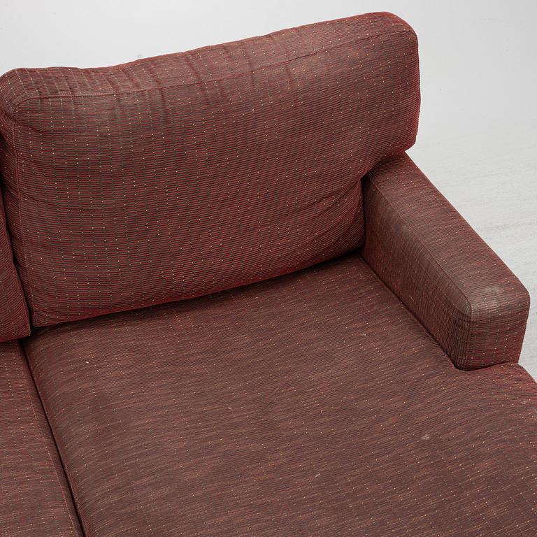 A divan sofa from Frighetto, 21st century.