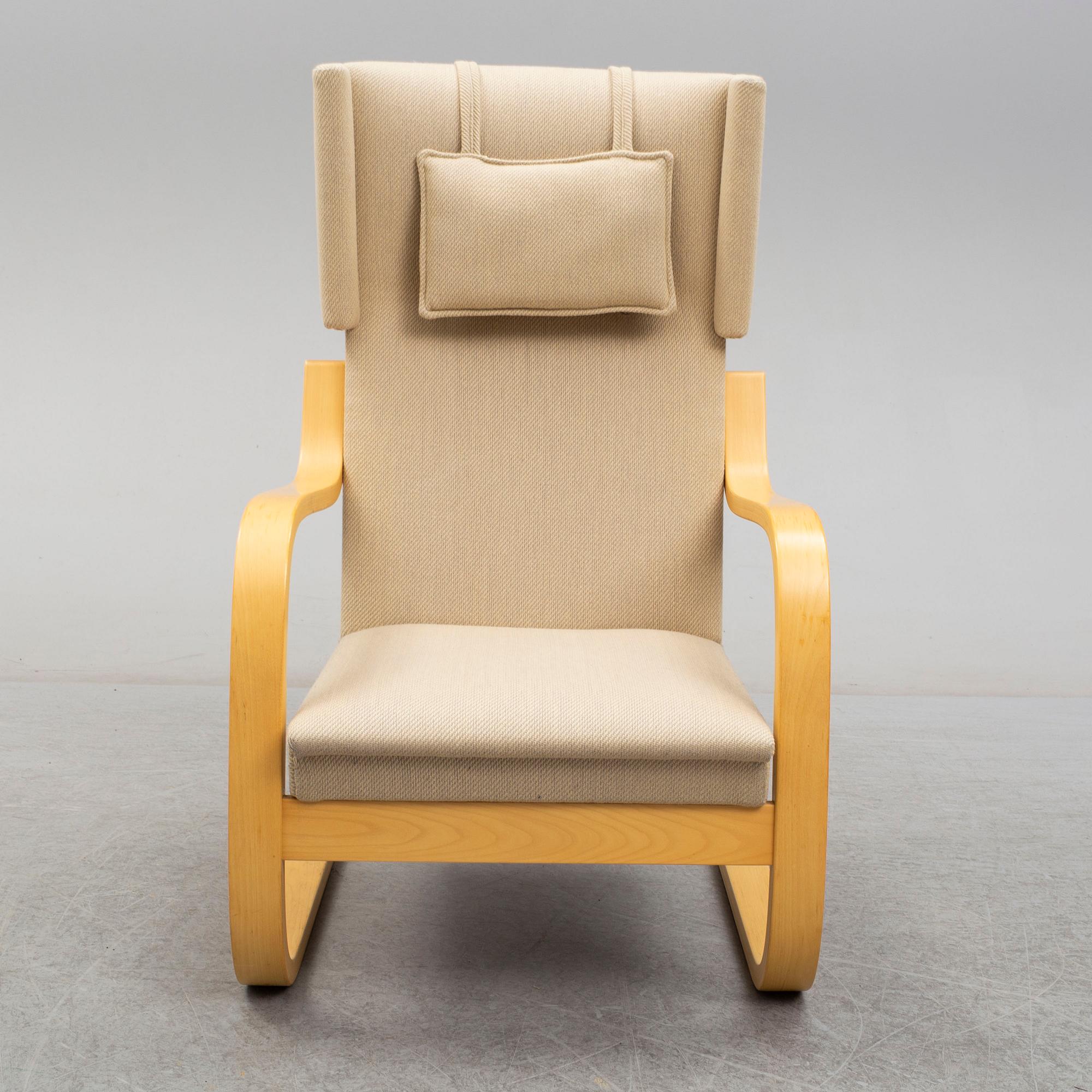 ALVAR AALTO, fåtölj, modell 36/401,  Artek, Finland.