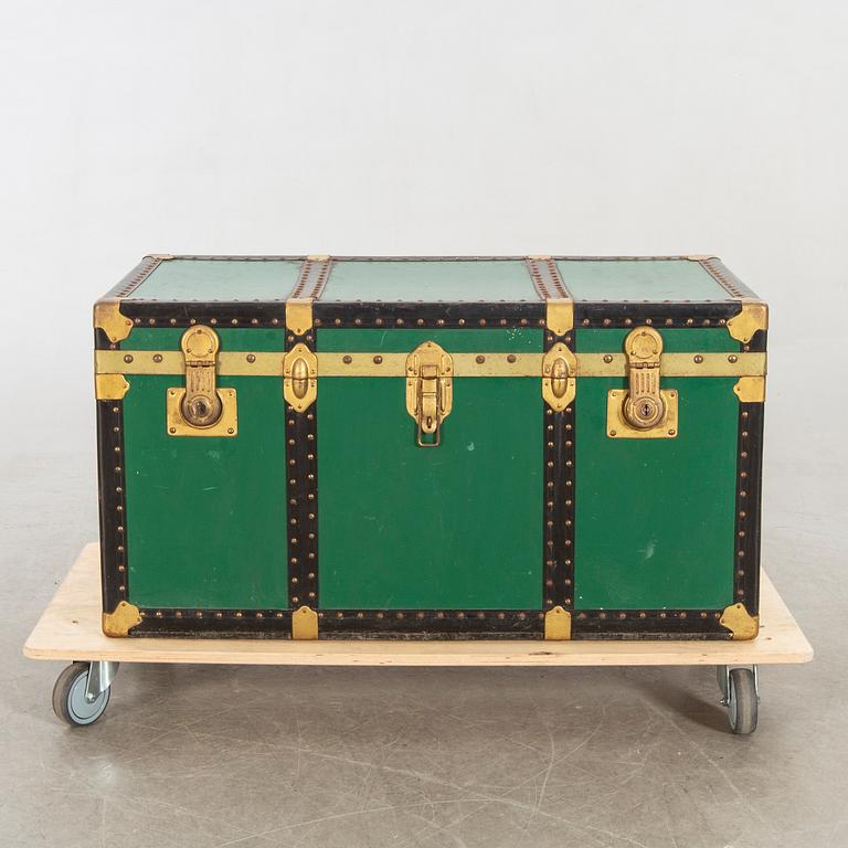 A Italien Brevettato trunk first half of the 20oth century.