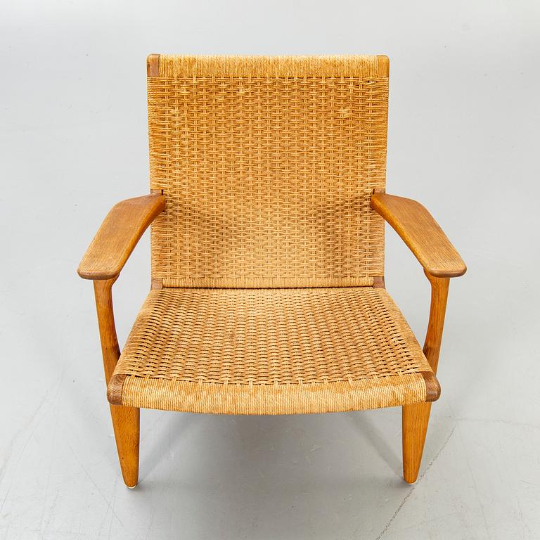 Hans J Wegner, armchair "CH-25", Carl Hansen & Søn, Denmark.