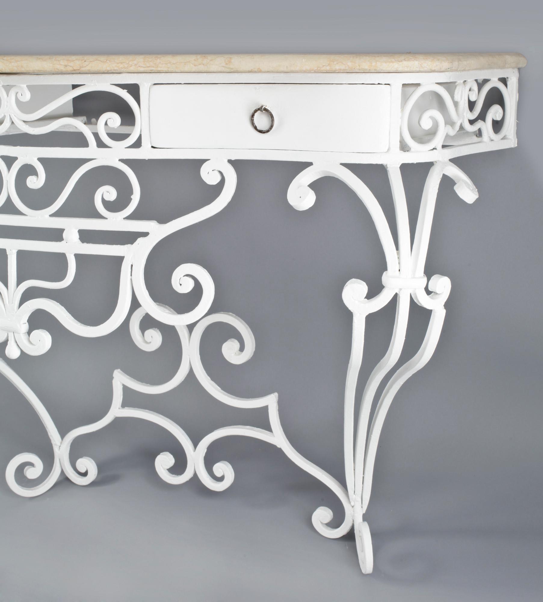 KONSOLBORD, smidesjärn, 1900-talets första hälft.