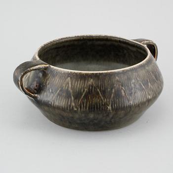Unique stoneware bowl with handles by CARL-HARRY STÅLHANE, Rörstrand, signed and dated -61.