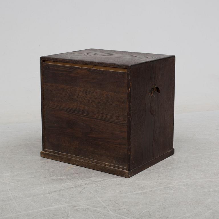 SKÅP, trä. Japan, Meiji (1868-1912).