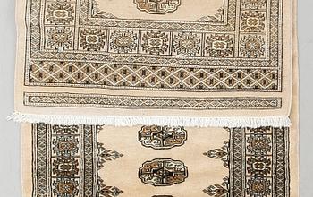 MATTA, Karachi, ca 237 x 82 cm.