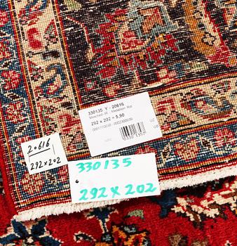 A Najafabad carpet, c. 292 x 202 cm.