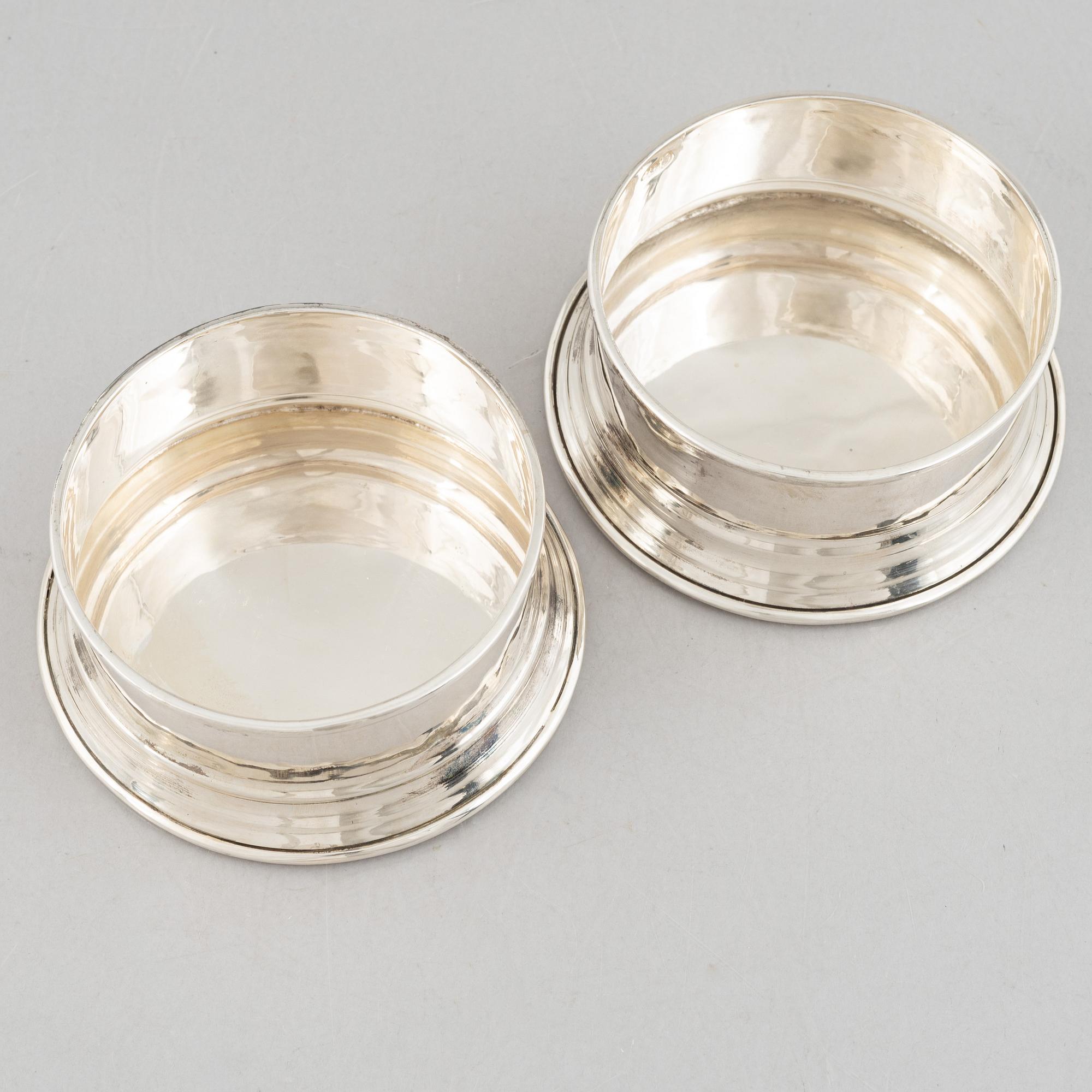 Coasters, ett par, sterlingsilver, 1900-tal.