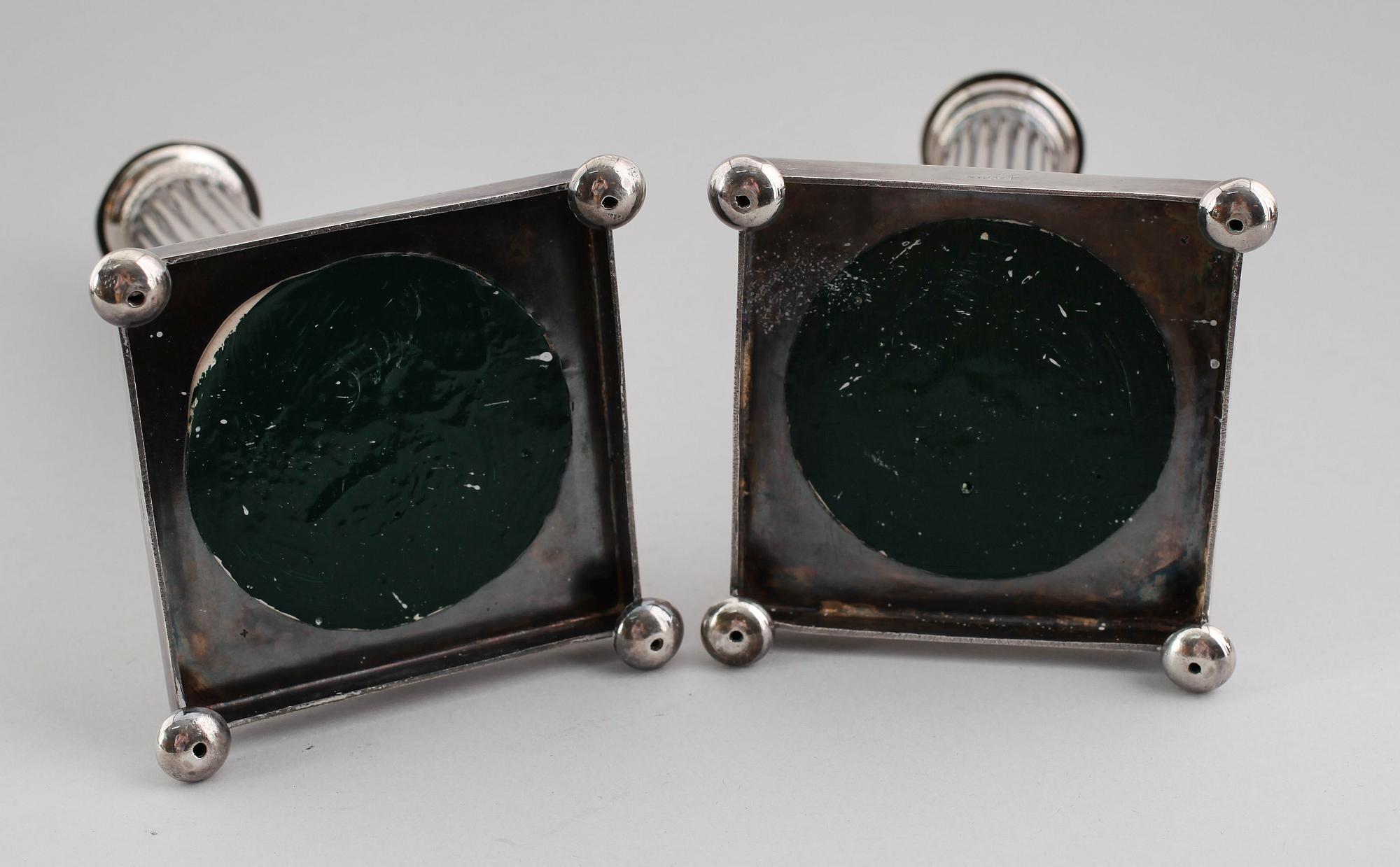 LJUSSTAKAR, 1 par, nysilver, CG Hallberg, 1900-talets första hälft.