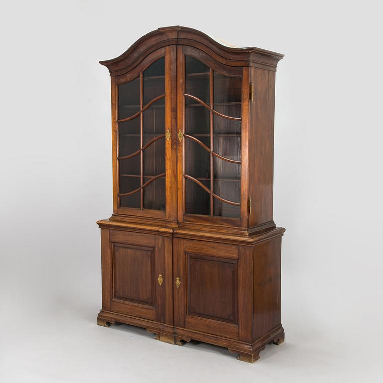 Vitrinskåp, England 1700-tal.