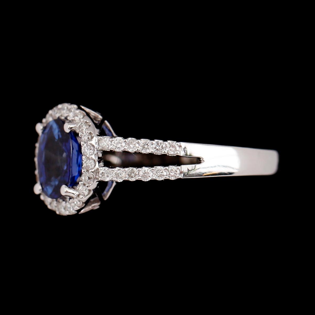 RING, 18 k vitguld, safir ca 0.97 ct, briljantslipade diamanter tot ca 0.30 ct.