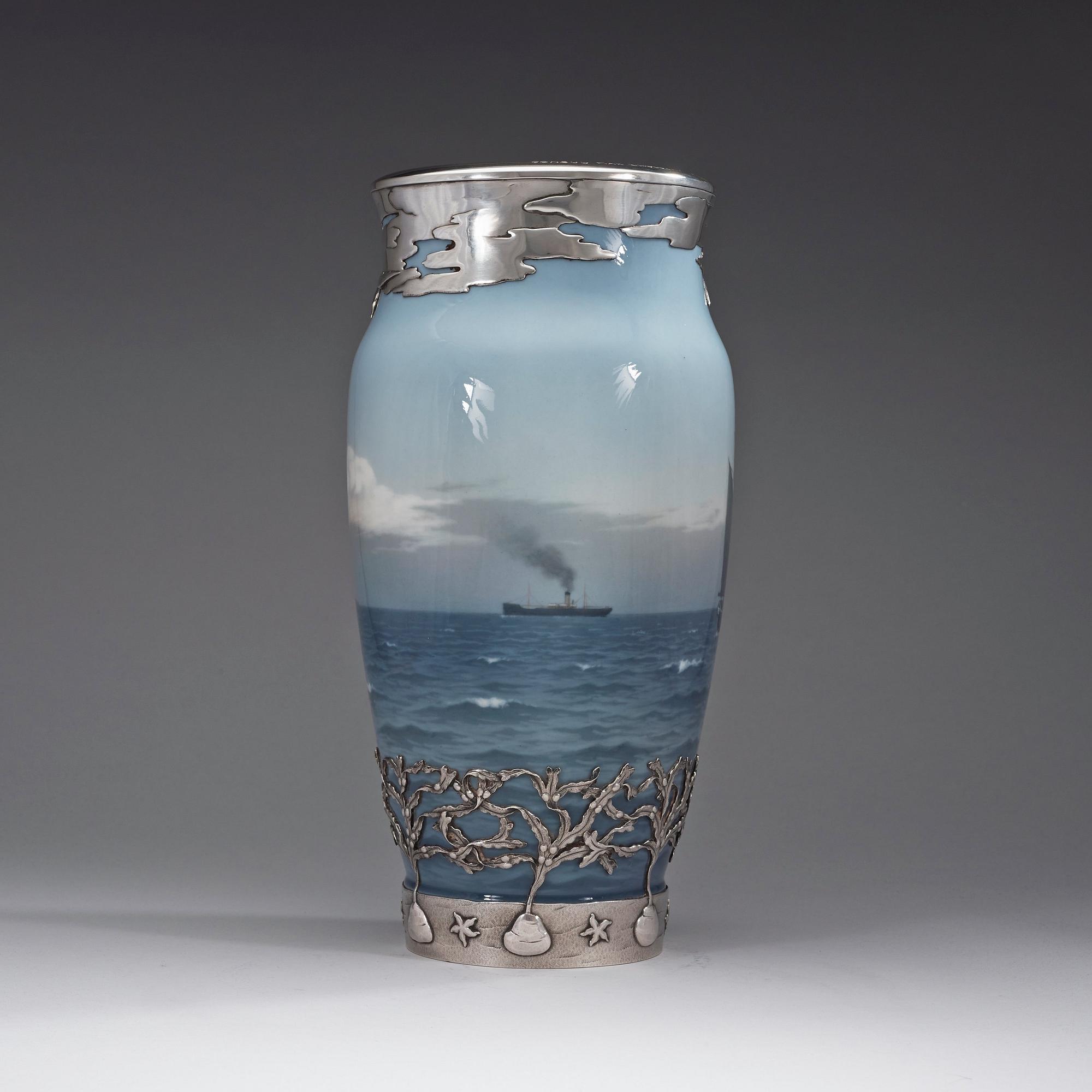 ANTON MICHELSEN & ROYAL COPENHAGEN, vas, Köpenhamn 1925, sterling och porslin.