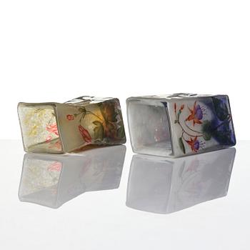 Daum Frères, a set of two Art Nouveau cameo glass vases, Nancy, France.