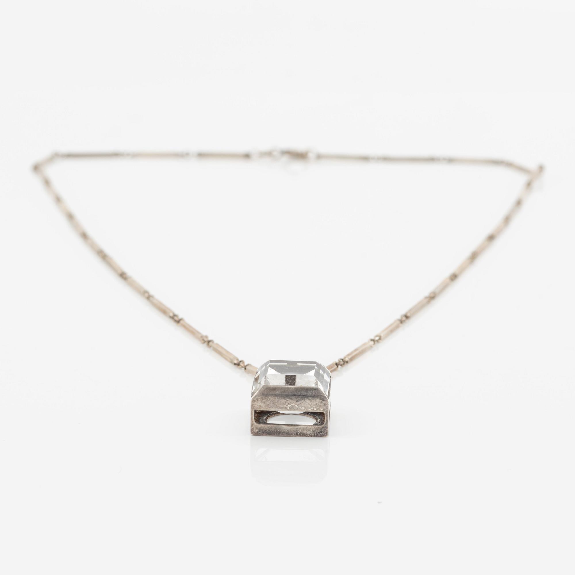 Collier silver med fasettslipad bergkristall, Hallberg.