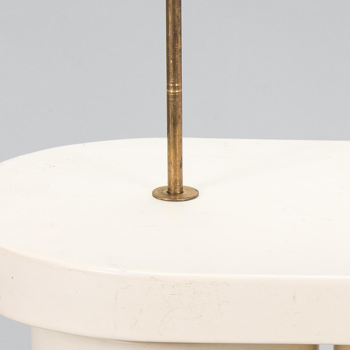 Alvar Aalto, taklampa, modell A 203 för Valaistustyö.