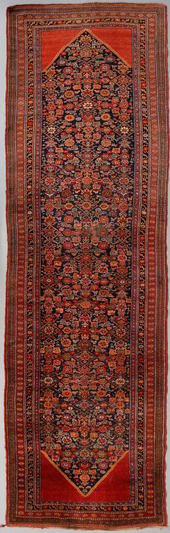MATTA, orientalisk, semiantik/antik, ca 495 x 160 cm.