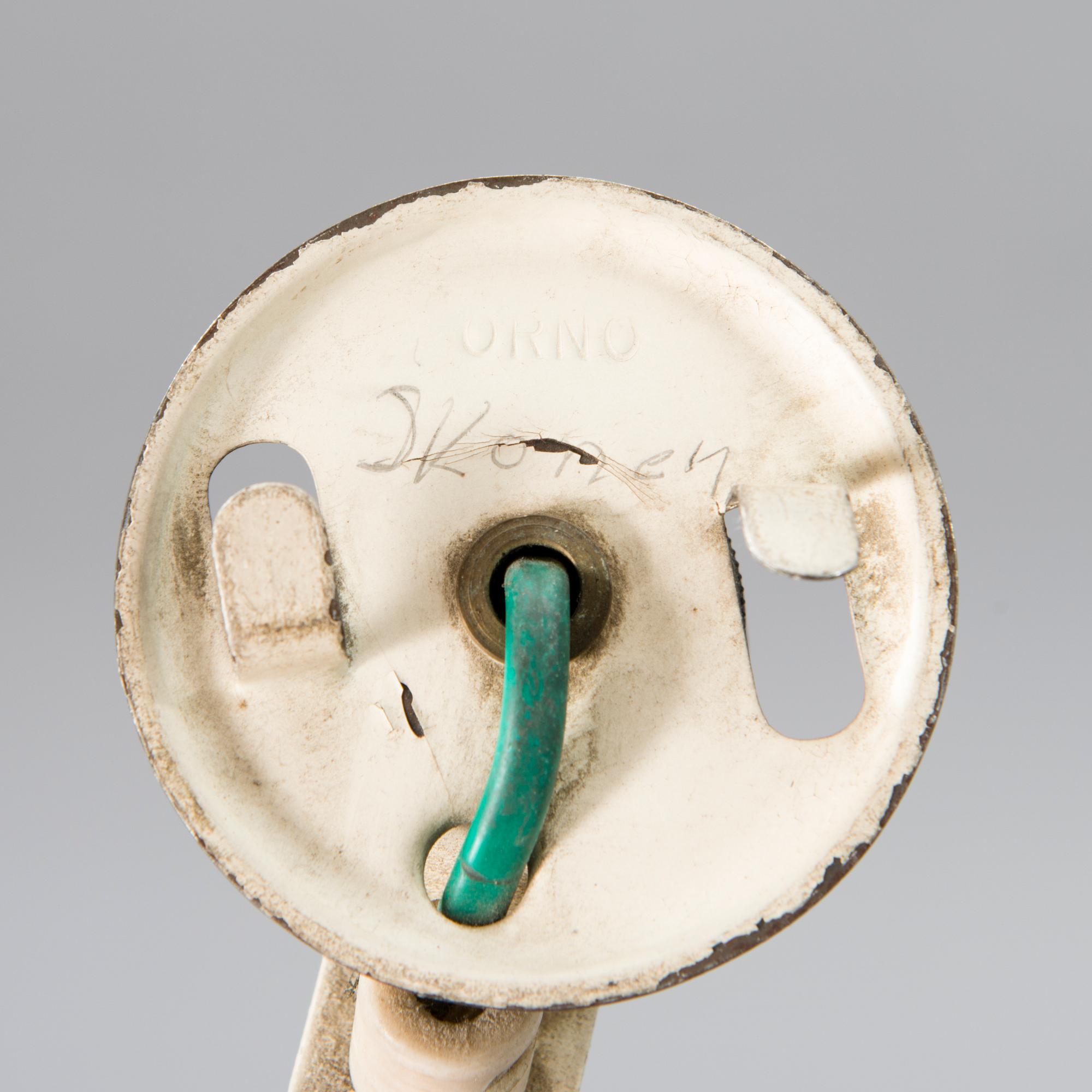 LISA JOHANSSON-PAPE, SEINÄVALAISIN, malli 3053, Stockmann Orno 1900-luvun puoliväli.