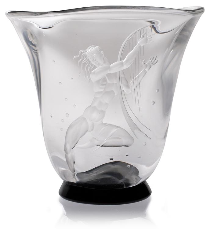 A Vicke Lindstrand engraved glass vase by Orrefors 1933.
