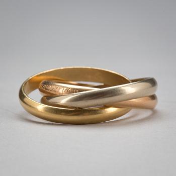 RING, 18 k guld, trois couleur, "Trinity", Le Must de Cartier. Vikt ca 13g.