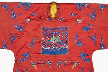 A Chinese semi-formal embroidered silk robe, late Qing dynasty, circa 1900.