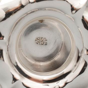 LJUSSTAKAR, ett par, silver, okänd mästarstämpel.